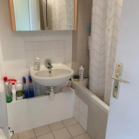 Apartment Comodo Paris