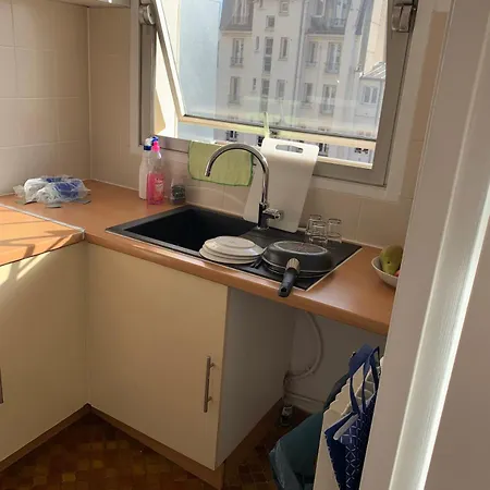 Apartment Comodo Paris