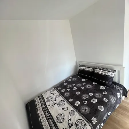 Apartment Comodo *
