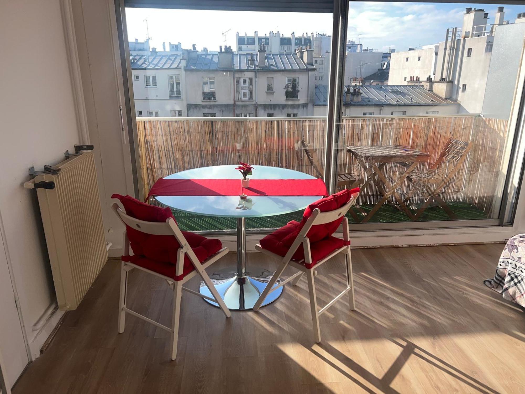 Apartment Comodo *